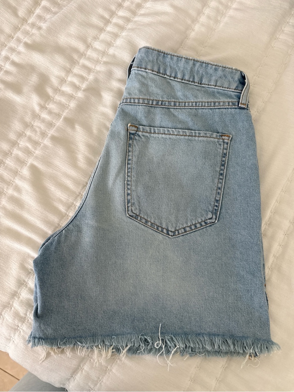 90s fit denim shorts midi
